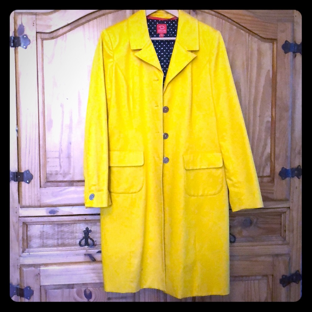 Oscar De La Renta yellow rain ☔️ coat